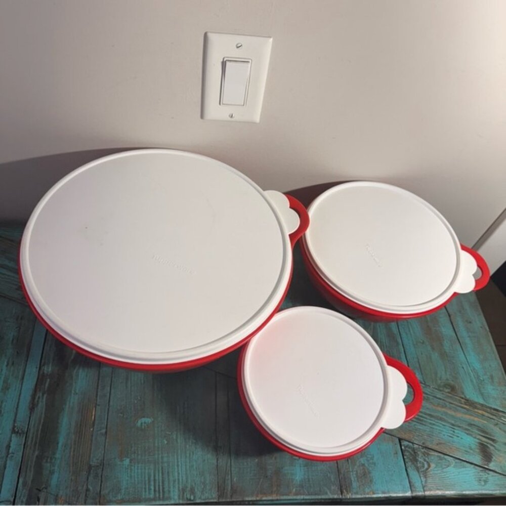 Tupperware 3 Pc Thatsa Bowl Set RED - Picture 2 of 8